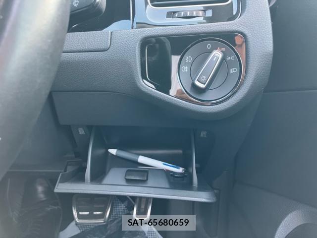 VolksWagen GOLF 2017-02 7227081-23