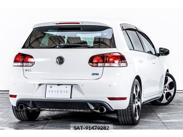 VolksWagen GOLF 2012-09 7227077-2