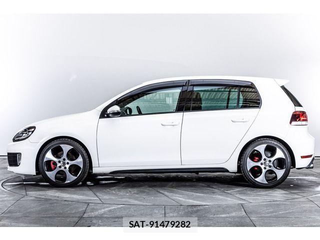 VolksWagen GOLF 2012-09 7227077-4