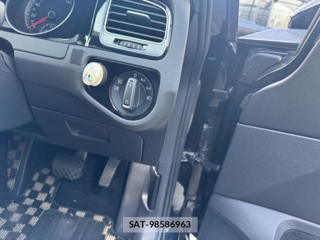 VolksWagen GOLF 2015-08 7252832-9