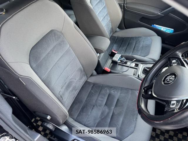 VolksWagen GOLF 2015-08 7252832-11