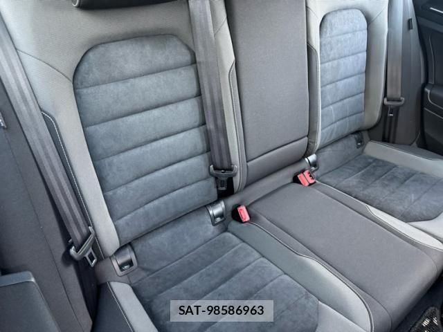 VolksWagen GOLF 2015-08 7252832-12