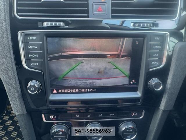 VolksWagen GOLF 2015-08 7252832-18