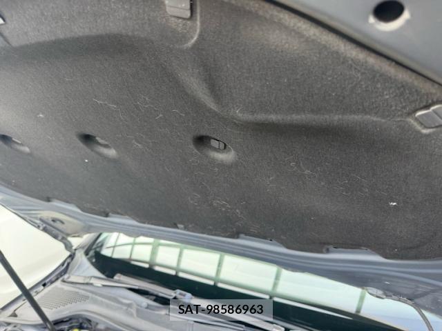 VolksWagen GOLF 2015-08 7252832-23