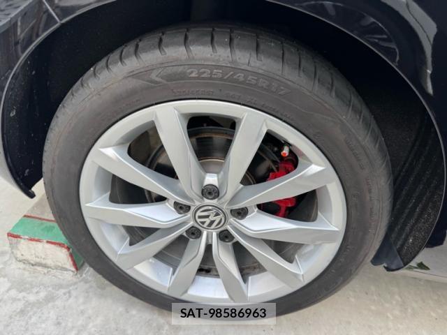 VolksWagen GOLF 2015-08 7252832-4