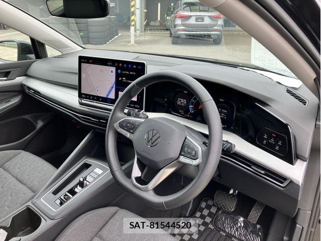 VolksWagen GOLF 2025-11 7252831-1