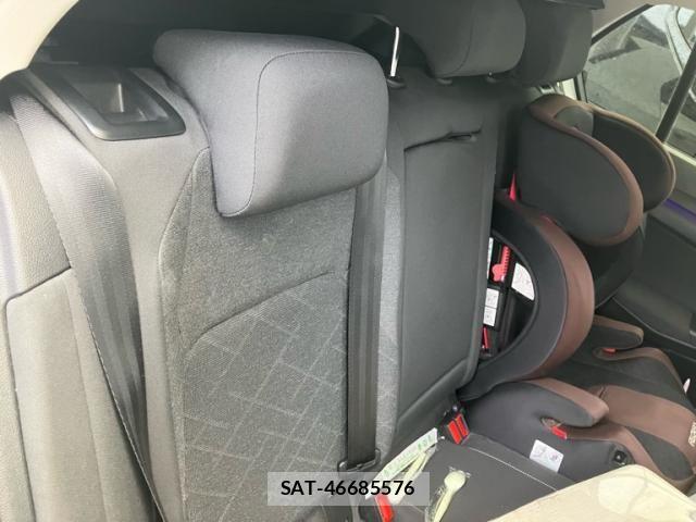 VolksWagen GOLF 2021-08 7261879-17