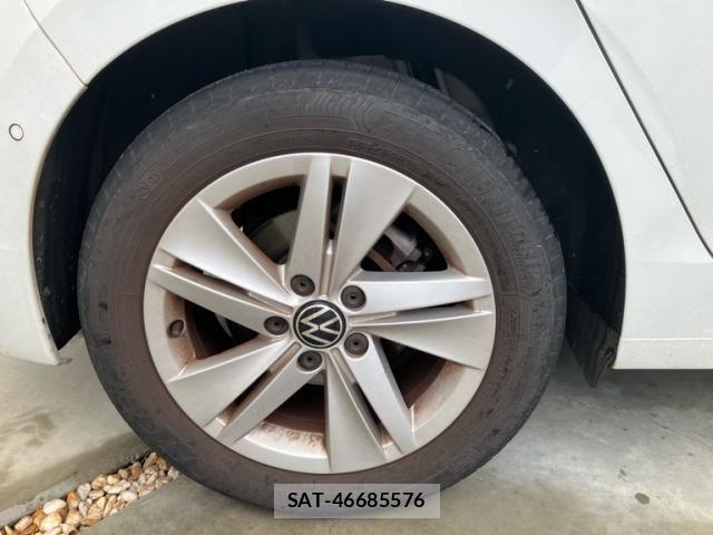 VolksWagen GOLF 2021-08 7261879-3