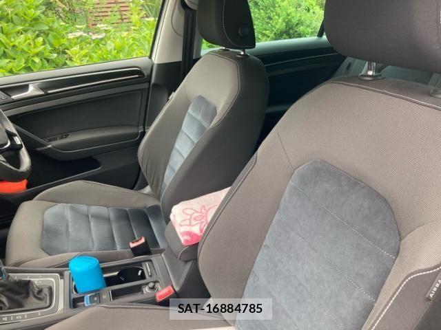 VolksWagen GOLF 2013-06 7331182-13