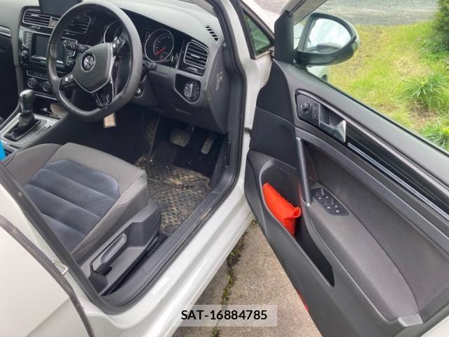 VolksWagen GOLF 2013-06 7331182-15