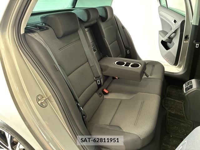 VolksWagen GOLF 2020-09 7331170-9