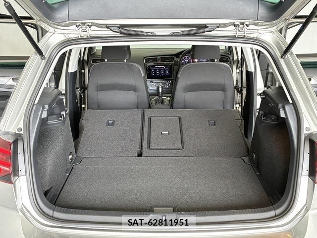VolksWagen GOLF 2020-09 7331170-11