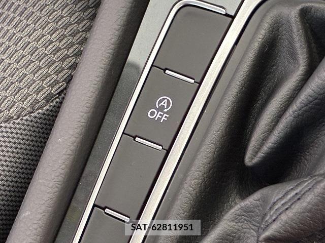 VolksWagen GOLF 2020-09 7331170-23