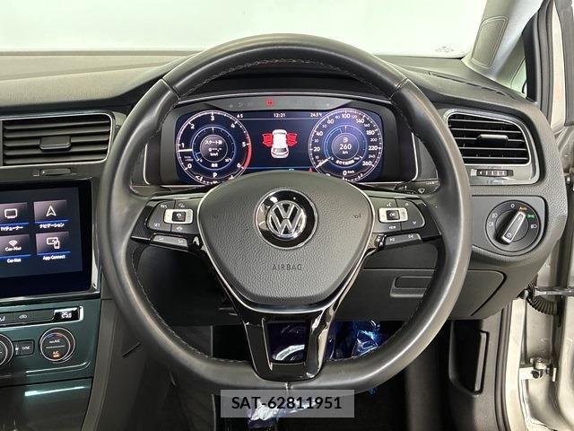 VolksWagen GOLF 2020-09 7331170-24