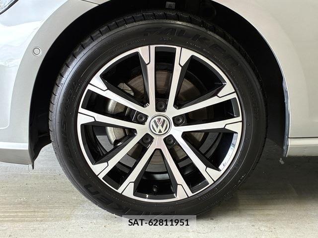 VolksWagen GOLF 2020-09 7331170-6