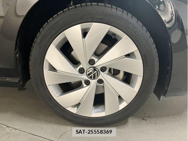 VolksWagen GOLF 2024-12 7331161-4
