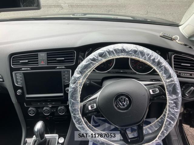 VolksWagen GOLF 2015-06 7331172-11
