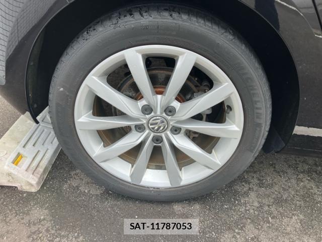 VolksWagen GOLF 2015-06 7331172-20