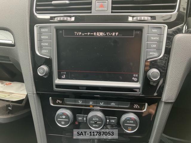 VolksWagen GOLF 2015-06 7331172-25