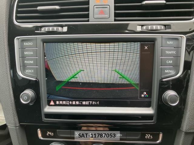 VolksWagen GOLF 2015-06 7331172-27