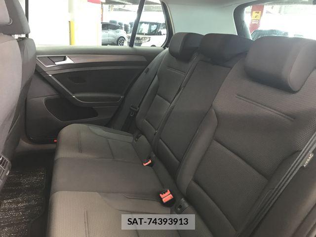 VolksWagen GOLF 2019-11 7360467-9