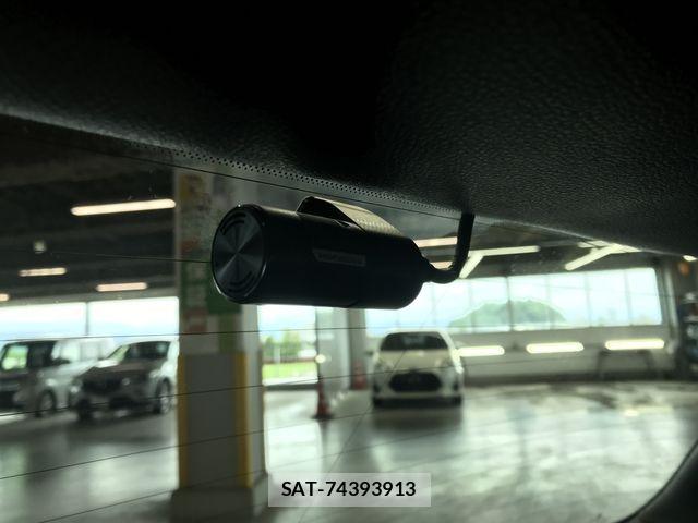 VolksWagen GOLF 2019-11 7360467-21