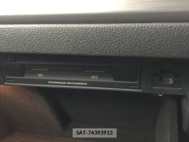 VolksWagen GOLF 2019-11 7360467-22