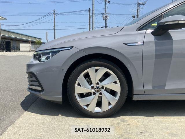 VolksWagen GOLF 2021-06 7394837-5