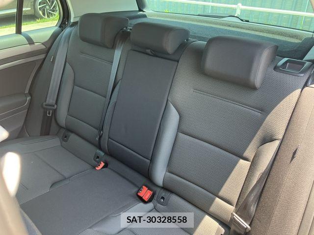 VolksWagen GOLF 2019-11 7394840-11