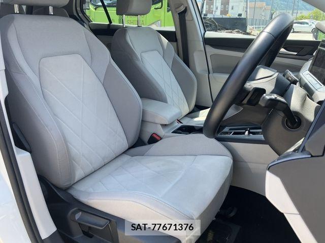 VolksWagen GOLF 2021-08 7394839-10