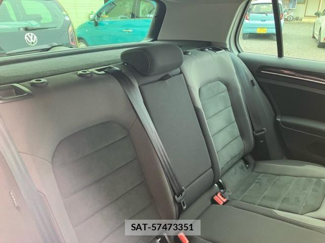 VolksWagen GOLF 2017-08 7458819-12