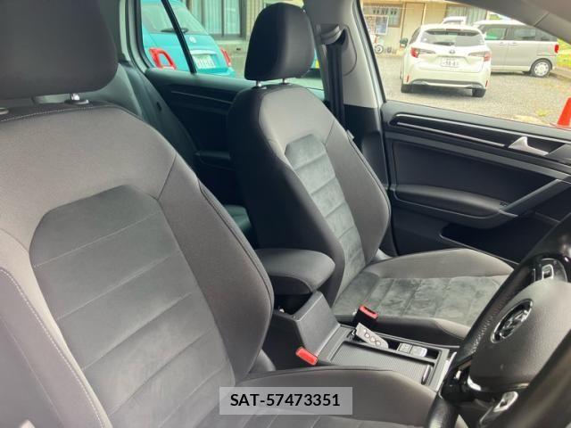 VolksWagen GOLF 2017-08 7458819-17