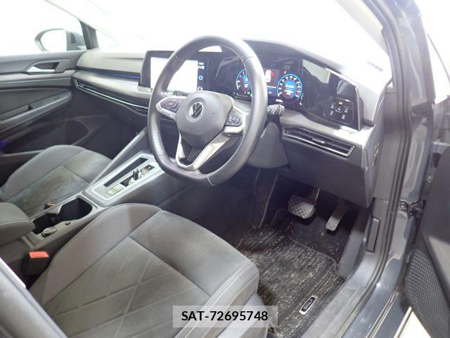 VolksWagen GOLF 2021-09 7503707-1