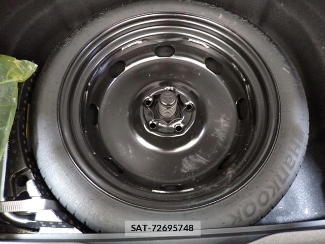 VolksWagen GOLF 2021-09 7503707-25