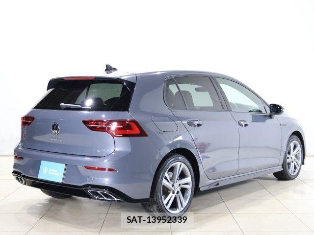 VolksWagen GOLF 2023-12 7563079-1