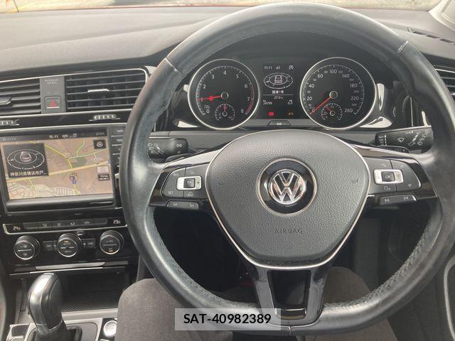 VolksWagen GOLF 2016-02 7621315-21