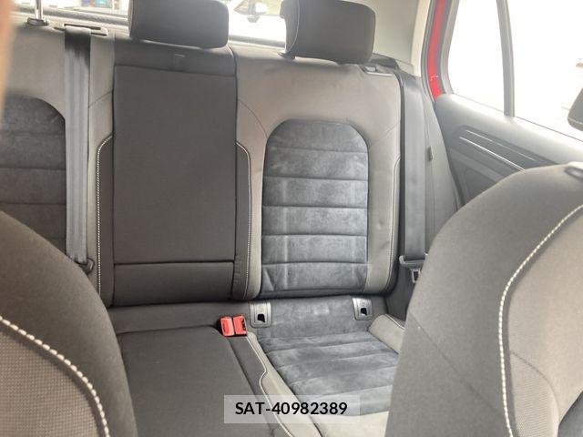 VolksWagen GOLF 2016-02 7621315-24