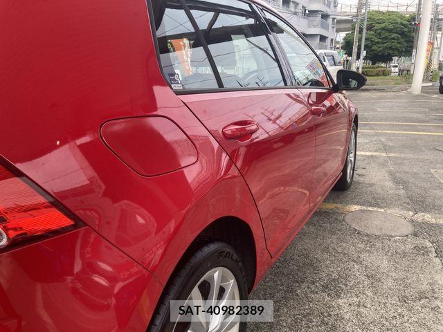 VolksWagen GOLF 2016-02 7621315-6