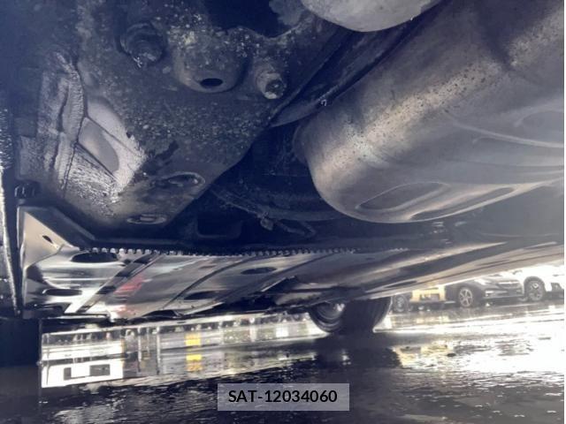 VolksWagen GOLF 2013-07 7621316-15