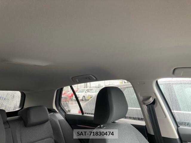 VolksWagen GOLF 2023-08 7621311-11