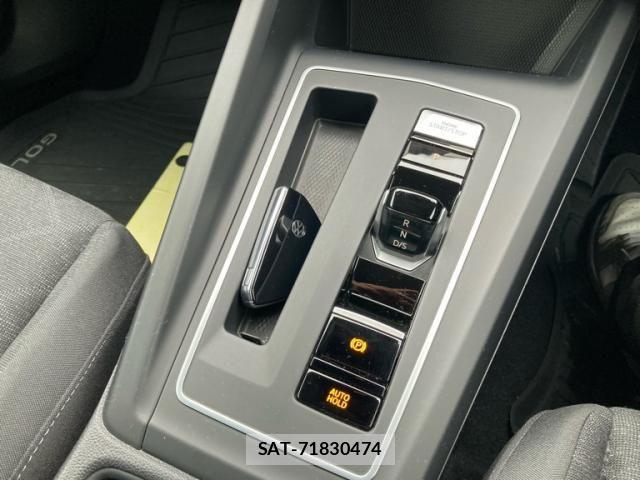 VolksWagen GOLF 2023-08 7621311-16