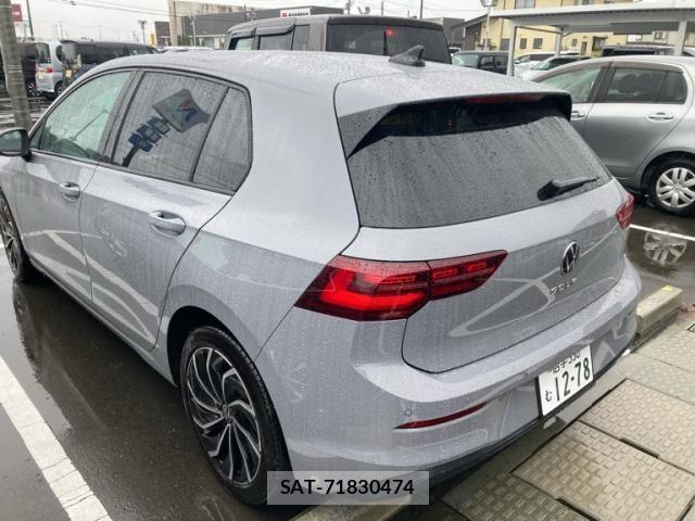 VolksWagen GOLF 2023-08 7621311-2