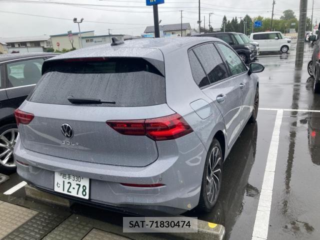 VolksWagen GOLF 2023-08 7621311-3
