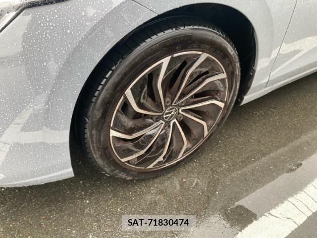 VolksWagen GOLF 2023-08 7621311-4