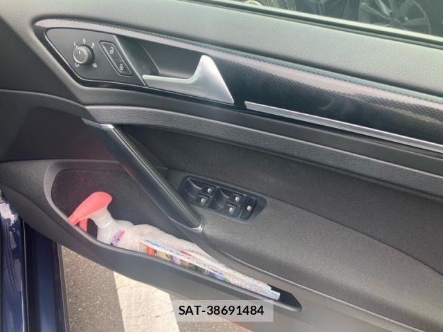 VolksWagen GOLF 2016-10 7621313-9