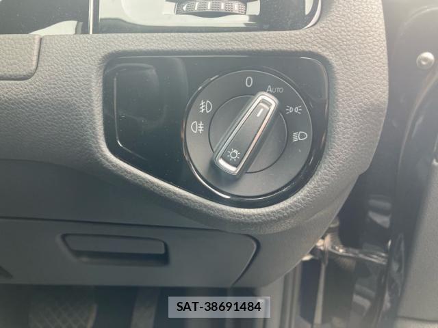 VolksWagen GOLF 2016-10 7621313-10