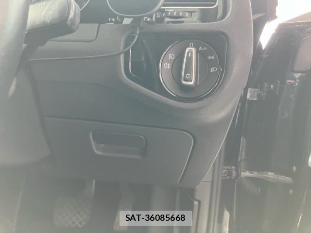 VolksWagen GOLF 2015-07 7621314-15