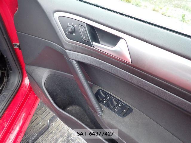 VolksWagen GOLF 2013-09 7730692-13