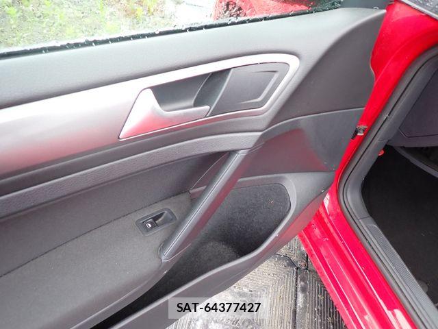 VolksWagen GOLF 2013-09 7730692-15