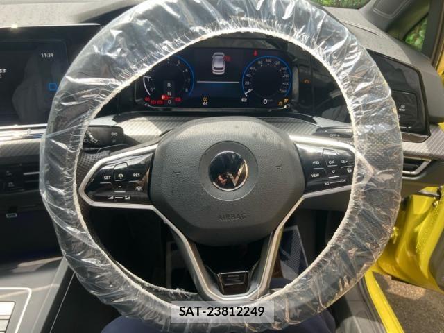 VolksWagen GOLF 2021-06 7730696-12